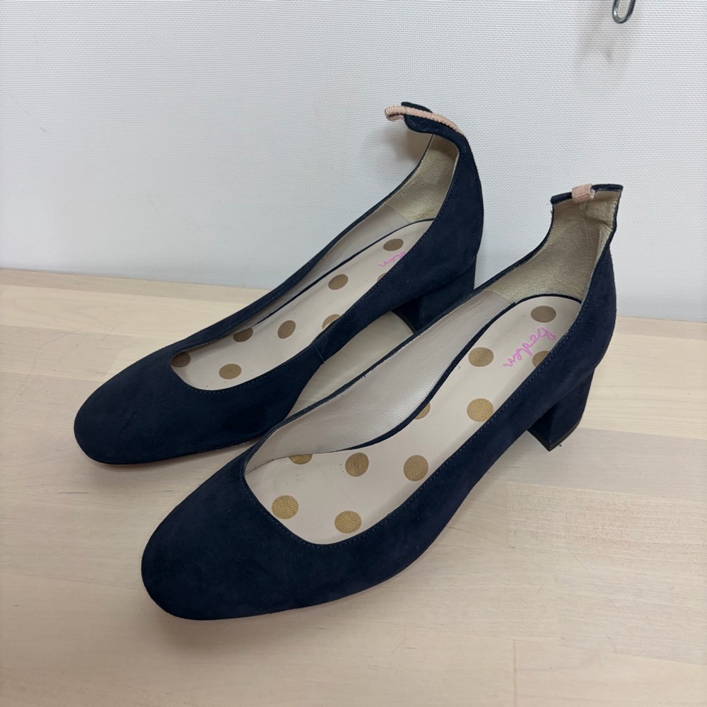 Boden Navy Suede Low Block Heel Pumps